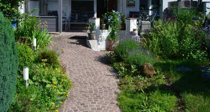 appartement de vacances spacieux avec une touche (105 mÂČ), retraite, cheminĂ©e