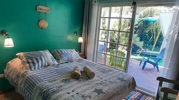 2 chambres, coffres-forts dans les chambres, fer et planche Ă repasser