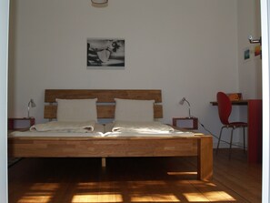 2 間睡房、可攜式嬰兒床、免費 Wi-Fi、方便輪椅出入