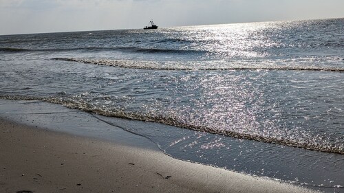 Top Ferienvilla 120 qm, strandnah, 2 Bäder, WLAN, Kamin, Bettwäsche inklusive