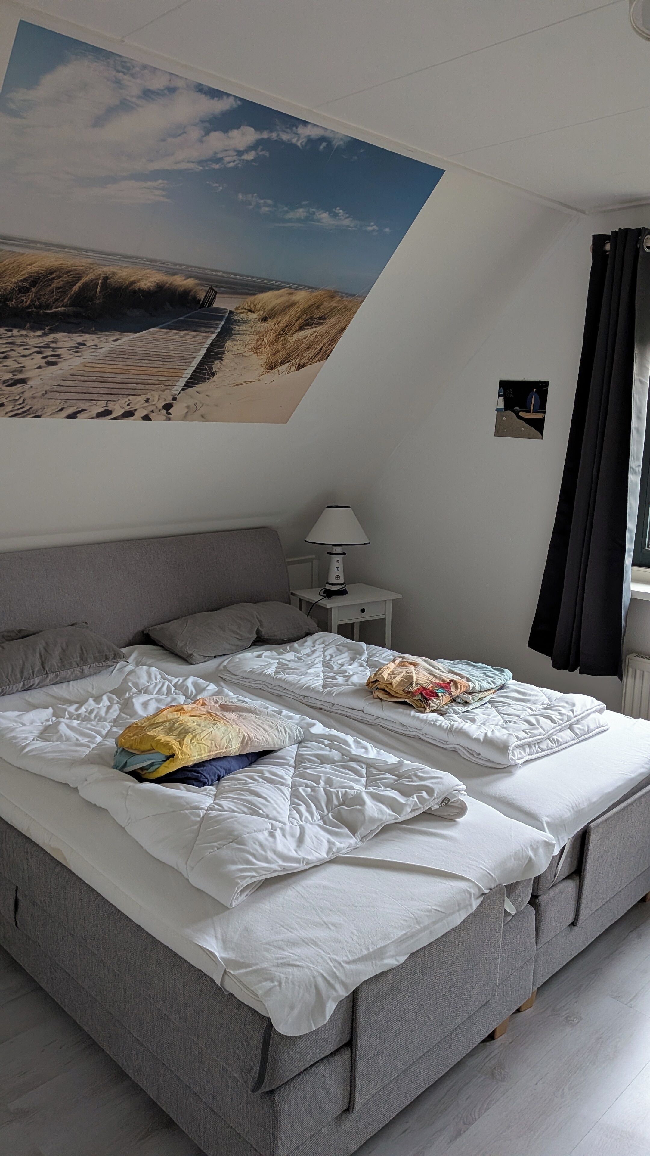 3 bedrooms, iron/ironing board, travel cot, free WiFi