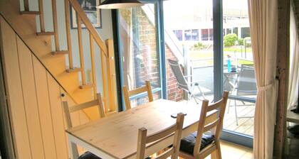 Cozy beach apartment for 4 people - Free WiFi