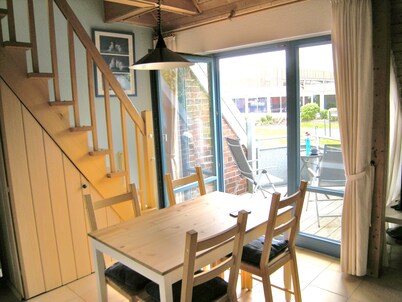 Cozy beach apartment for 4 people - Free WiFi