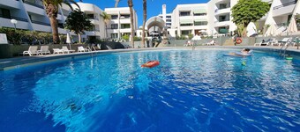 Casa Palmera just 150 meters to the beach, heated pool, wifi, SAT-TV, balcony
