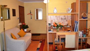 1 habitación, wifi y ropa de cama
