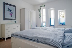 1 chambre, fer et planche à repasser, Wi-Fi gratuit, draps fournis