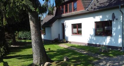 Ferienwohnung an der Ostsee - Alleinlage am Waldrand <br>