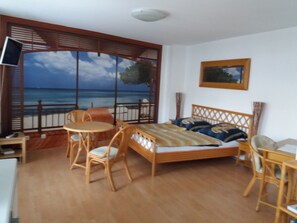 1 bedroom, desk, iron/ironing board, free WiFi