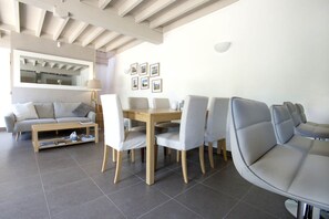 Dining - L'OEUILLADE: calm and tranquility in Champagne (Œuilly)
