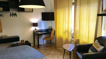 1 Schlafzimmer, Schreibtisch, Bügeleisen/Bügelbrett, kostenloses WLAN