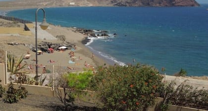 Luxury Villa Playa Tejita, 2 Pools, terrace, seafront, at the beach, TV, Wifi