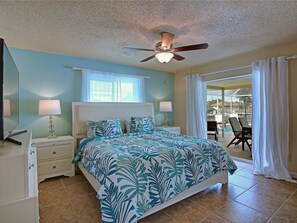 4 Schlafzimmer, Zimmersafe, Schreibtisch, Bügeleisen/Bügelbrett