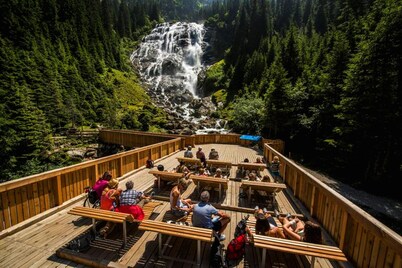 ¡Disfrute de sus vacaciones de verano e invierno en el Apart-Chalet GletscherGlück! 