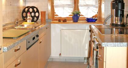 Beautifully furnished 4 **** star FH with private terrace