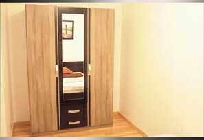 Iron/ironing board, free WiFi, bed sheets - The apartment is located in the immediate vicinity of the world-famous "Festspielhaus" (Baden-Baden)