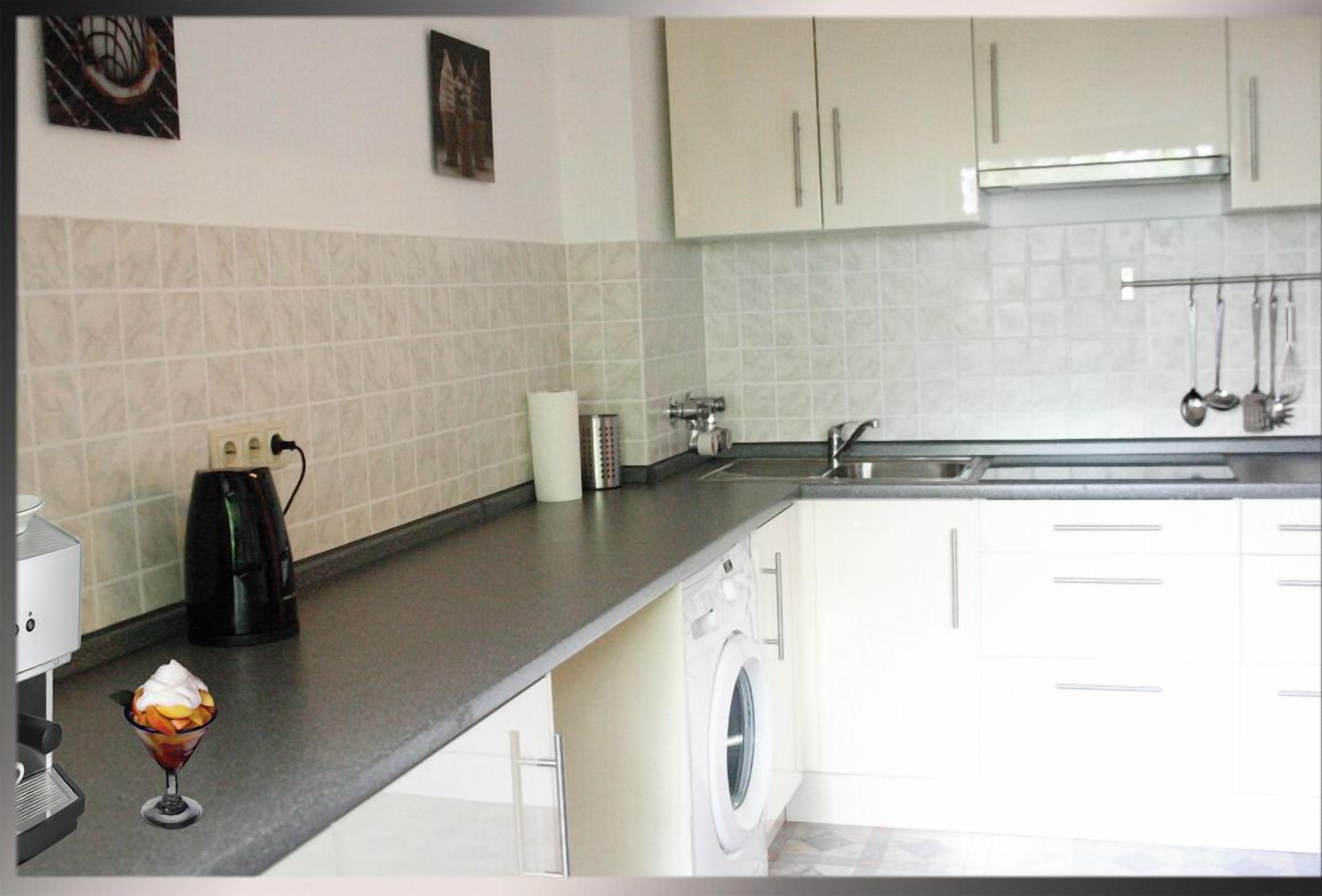 雪櫃、爐具、咖啡機/沖茶器、多士爐