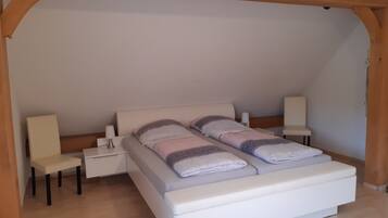 3 chambres, fer et planche Ă repasser, lit parapluie, Wi-Fi gratuit