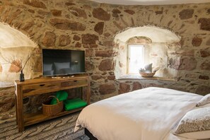 3 chambres, accès Internet, draps fournis