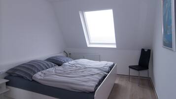 2 habitaciones, cuna de viaje, wifi gratis y ropa de cama