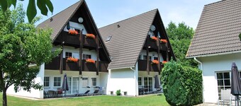 Top apartment in small complex, 2-4 pers. 65sqm, balcony, 2 bedrooms. W-lan