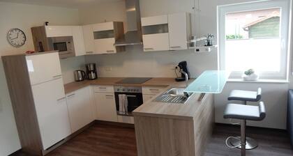 TOP!!! Headquarters u. quiet location, modern DHH, garden, 5 * level, WiFi, bicycles