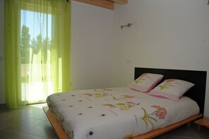 1 bedroom, Internet, bed sheets