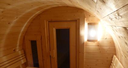 Holiday house of high quality and cozy, sauna, 150m to the beach, quiet natural location