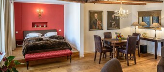 Romantic old town apartment