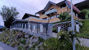 Exterior - Guesthouse Michael in Navis am Brenner - Valley of Love (Navis)