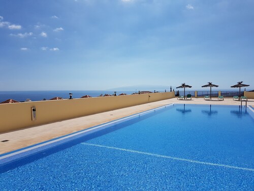 Villa Roque del Conde 3 with fantastic sea view, Terrace, Pool, Wifi, SAT-TV