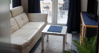 Living on three levels - 2.5 room semi-detached house with terrace and private access