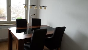 Dineren