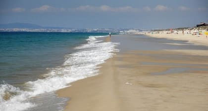 Apartment with sea view