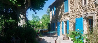 Superb farmhouse, tree house, swimming pool, billiard, trampoline, table football