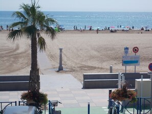 En la playa