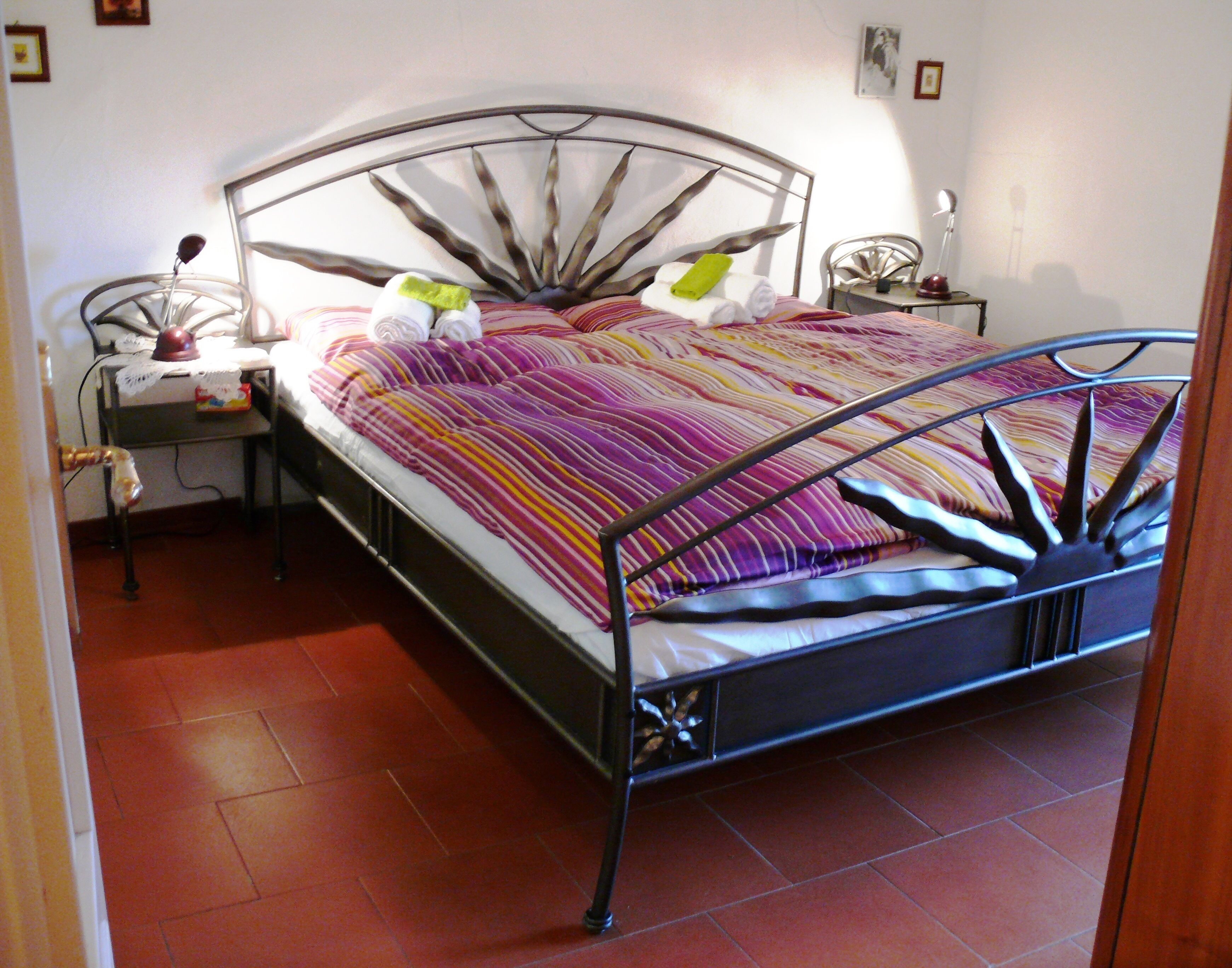 4 bedrooms, travel cot, free WiFi, bed sheets