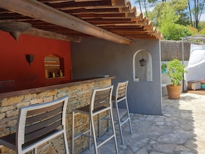 Terrace/patio - 4* gîte in Mas Provençal, private heated pool, spa, absolute peace and quiet. (Le Beausset)