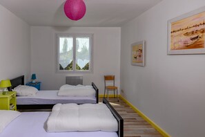 5 Schlafzimmer, Bügeleisen/Bügelbrett, Reisekinderbett, kostenloses WLAN