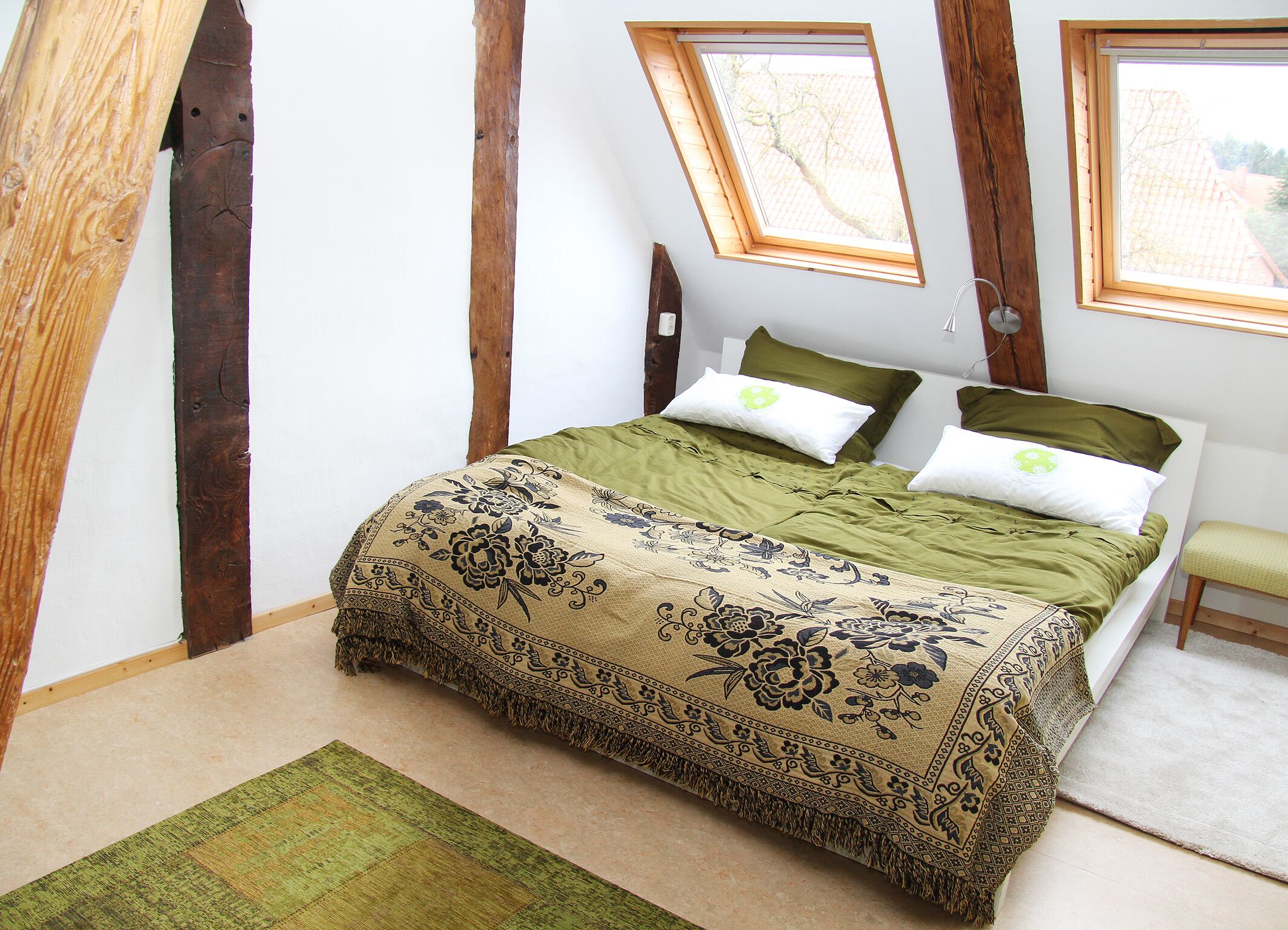 2 bedrooms, iron/ironing board, travel cot, WiFi