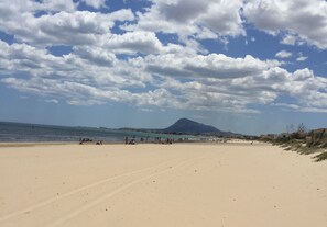 Beach nearby, sun loungers