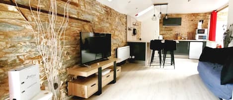 TV, stereo