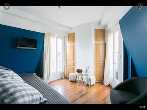 1 chambre, fer et planche à repasser, Wi-Fi, literie fournie