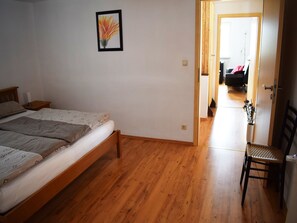 1 bedroom, WiFi, bed sheets