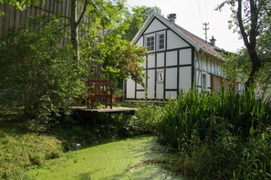 Property grounds - Beautiful house in country style in the Bergisch Land (Ruppichteroth)