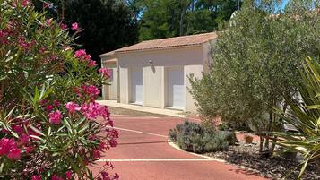 Enceinte de lâhĂ©bergement