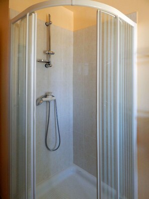 Douche, papier toilette