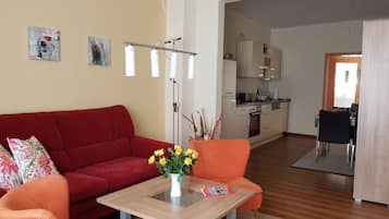 TV, DVD player, books, stereo