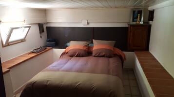 2 chambres, fer et planche Ă repasser, Wi-Fi gratuit, draps fournis