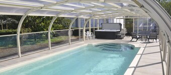 HOUSE 4 PERS + SPA + HEATED POOL CALM & REST IN MARAIS POITEVIN VENDEE