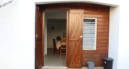 Villa Le Gommier, 3-star furnished holiday home